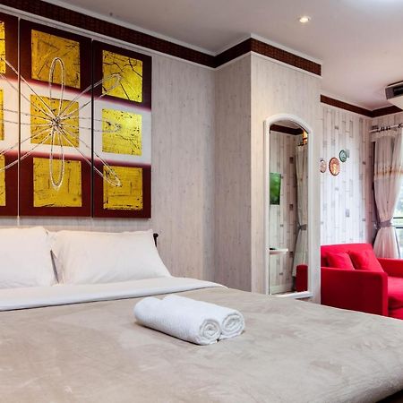 Clean Comfy Cozy Easy To Go Siam Paragon And Chatuchak Market Bangkok Buitenkant foto