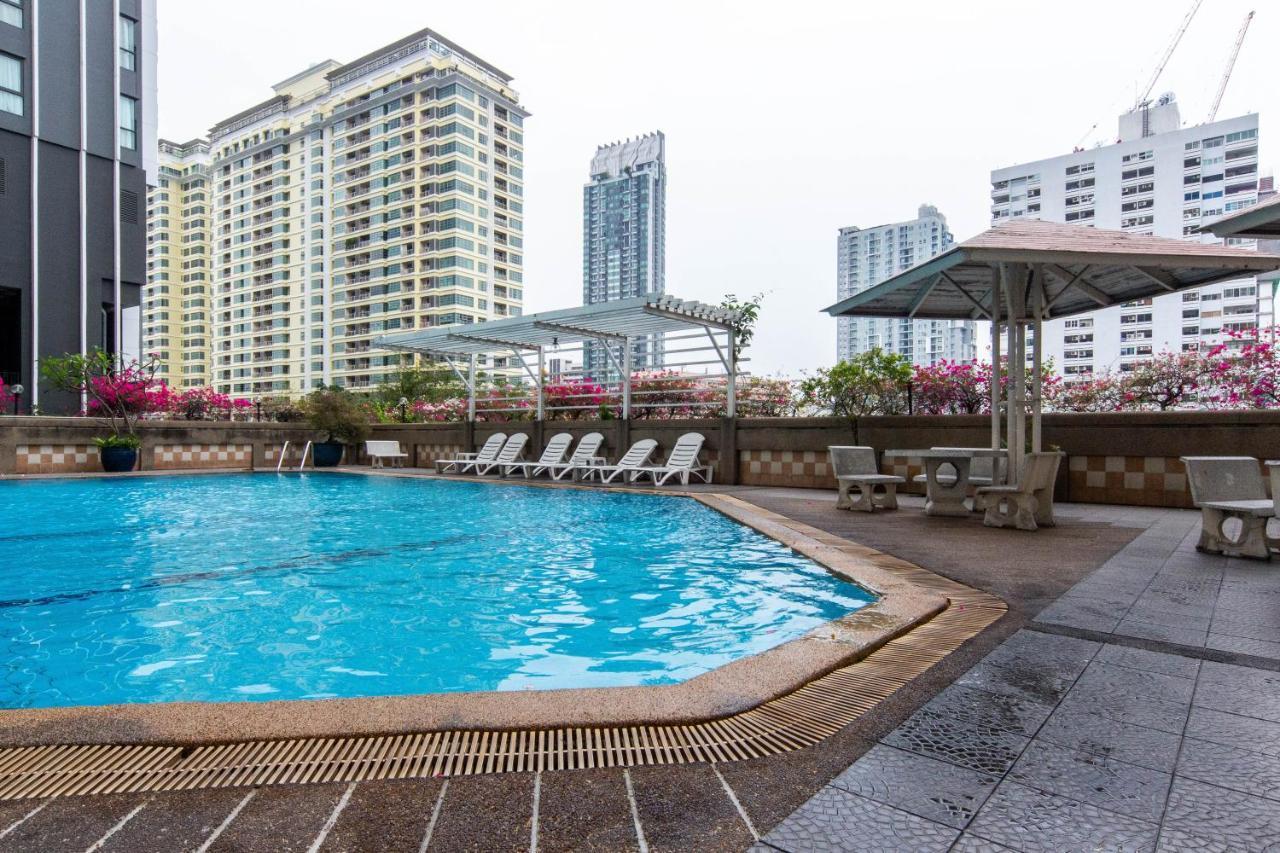Clean Comfy Cozy Easy To Go Siam Paragon And Chatuchak Market Bangkok Buitenkant foto