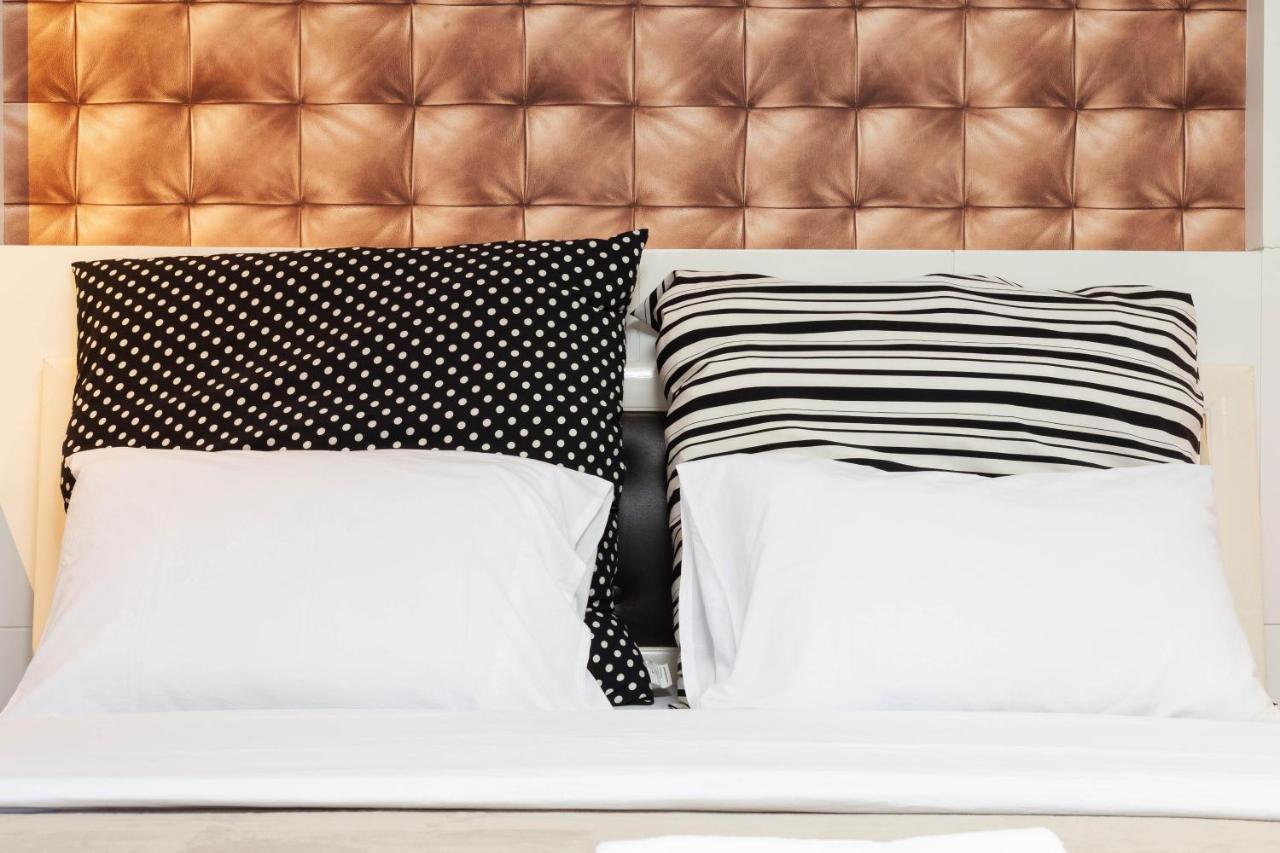 Clean Comfy Cozy Easy To Go Siam Paragon And Chatuchak Market Bangkok Buitenkant foto