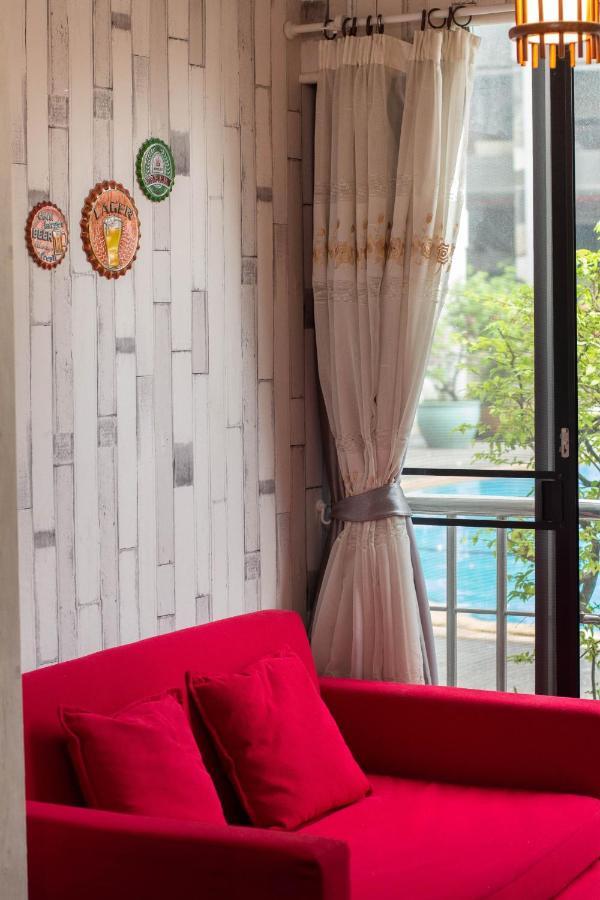 Clean Comfy Cozy Easy To Go Siam Paragon And Chatuchak Market Bangkok Buitenkant foto
